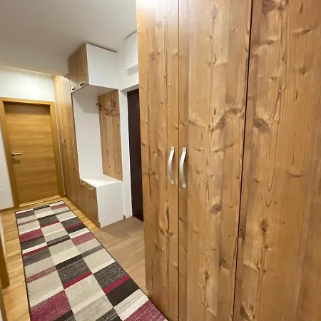 Lux Apartman Winter Pale